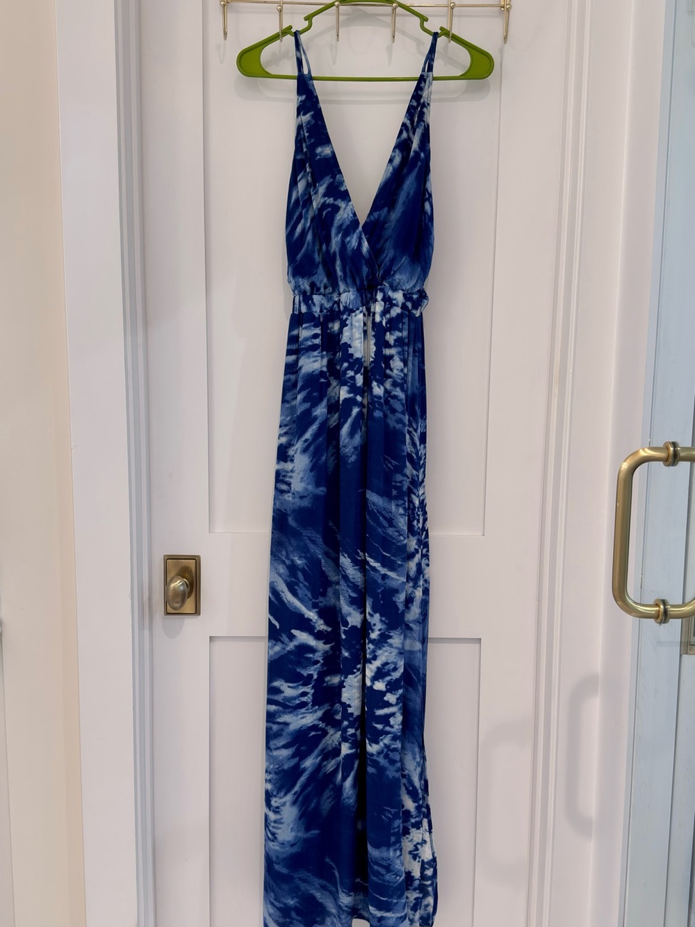 Lulu's Blue Tie-Dye Maxi Dress
